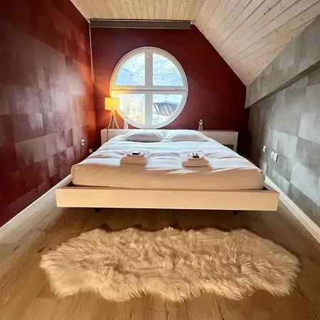 Chalet Spacieux A Lary Soulan Avec Vue Montagne Et Terrasse Alpehytte *
